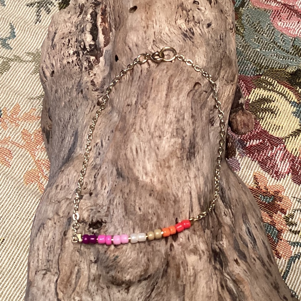 Handcrafted Gold Beaded Lesbian Pride Bracelet 8”